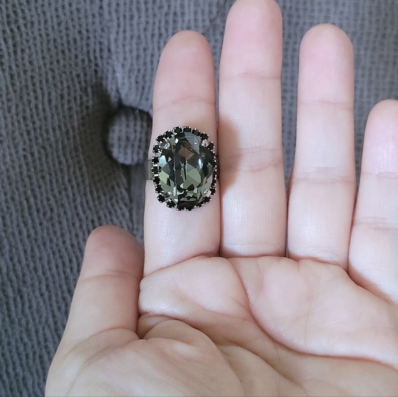 Adjustable Silver🤍 Ring💍 with Large Focal Gemstone - NWOT
